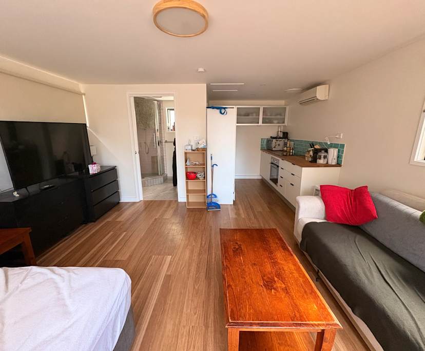 Furnished room granny flat for rent