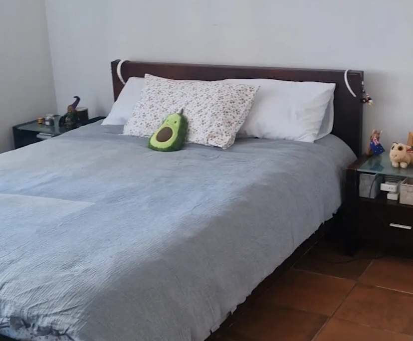 Furnished room in a flatshare