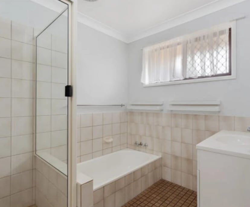 Unfurnished room in a share house