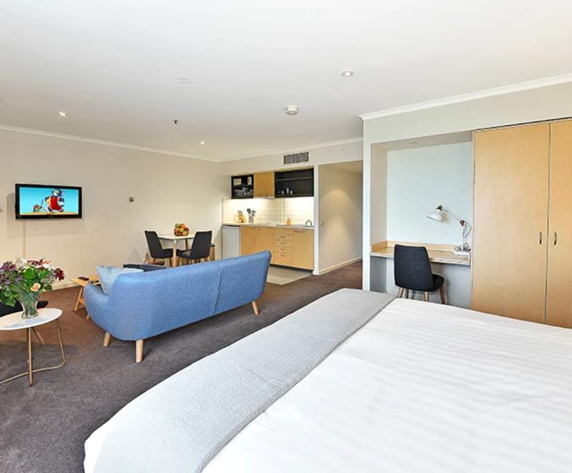 $695, Studio, 1 bathroom, Melbourne VIC 3000
