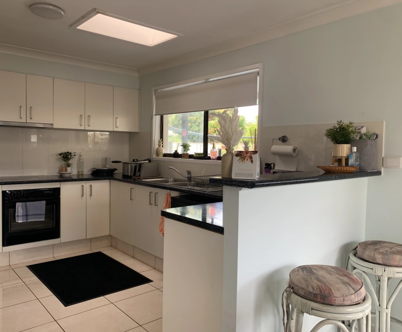 $280, Homestay, 1 bathroom, Paradise Point QLD 4216