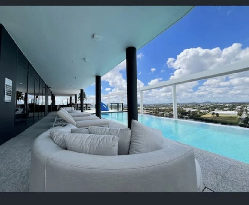 $400, Flatshare, 2 bathrooms, Hamilton QLD 4007