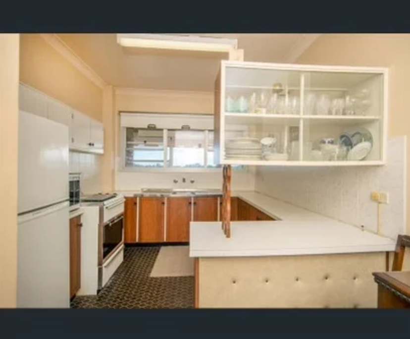 $260, Flatshare, 2 bathrooms, Merewether NSW 2291