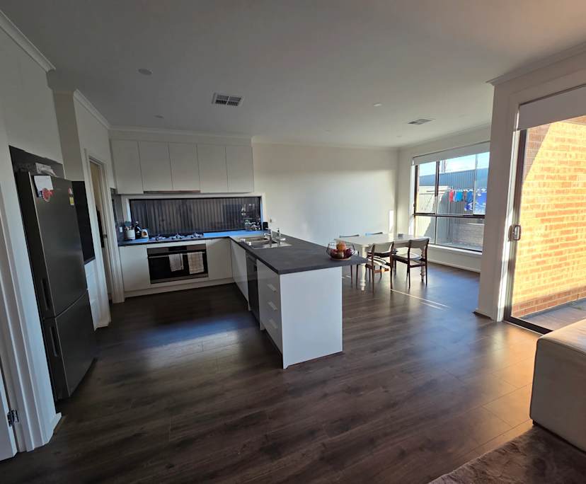 Unfurnished room with own bathroom