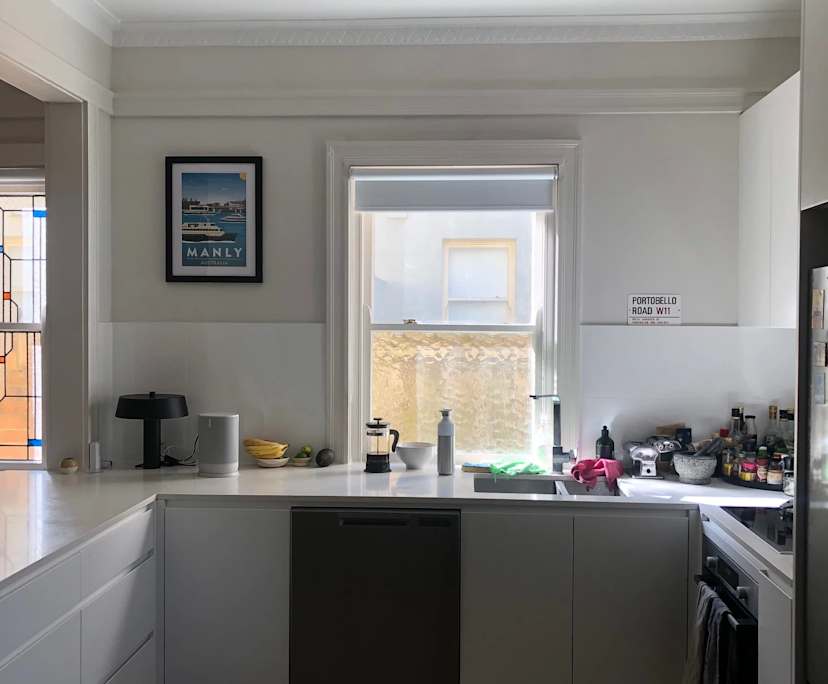 Furnished room in a flatshare