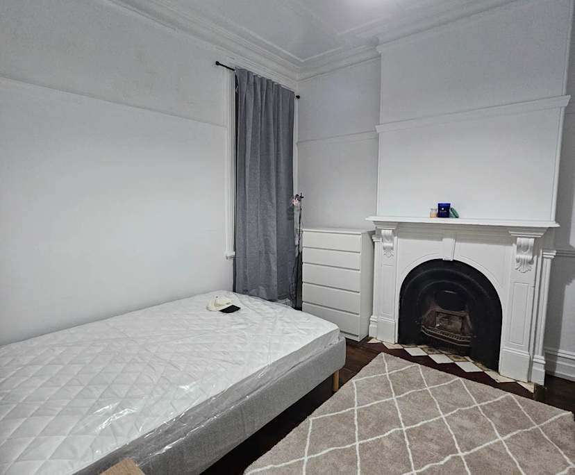 $825, Whole-property, 2 bathrooms, Newtown NSW 2042