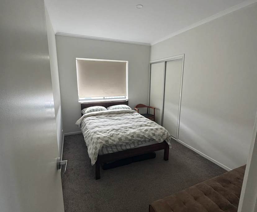 $300, Flatshare, 3 bathrooms, Eagleby QLD 4207