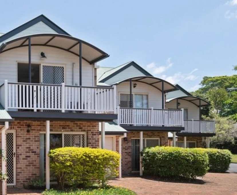 $295, Share-house, 3 bathrooms, Greenslopes QLD 4120