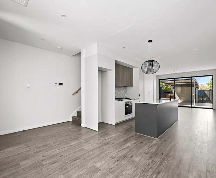 propertyImage