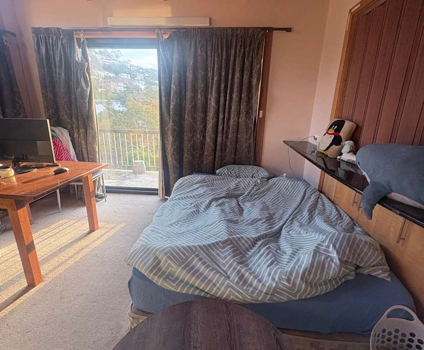 Furnished room with own bathroom