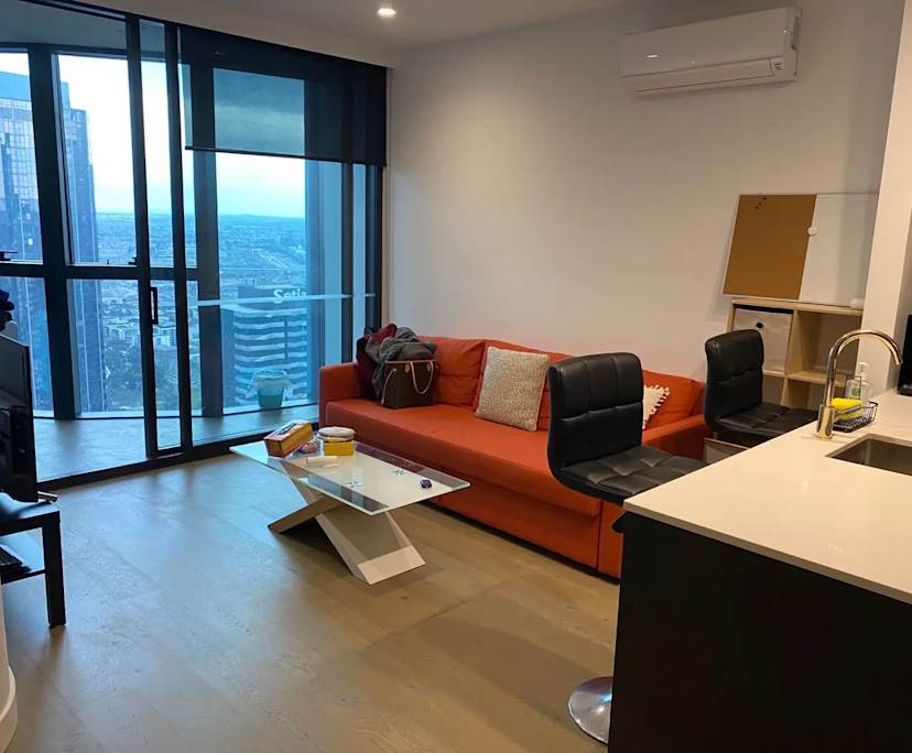 $700, 1-bed, 1 bathroom, Melbourne VIC 3000