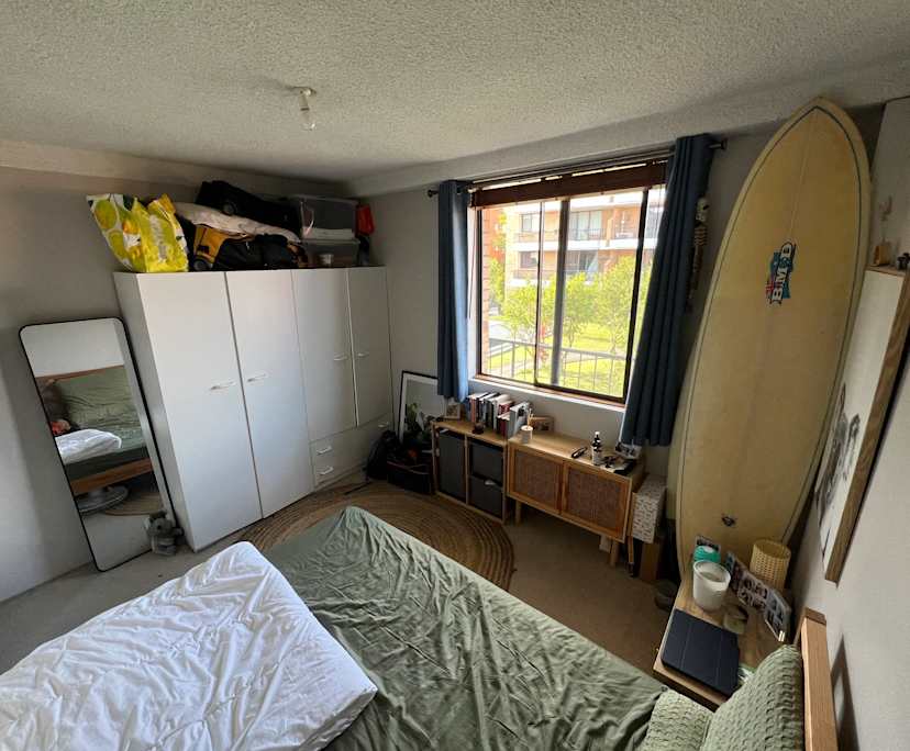 Unfurnished room in a flatshare