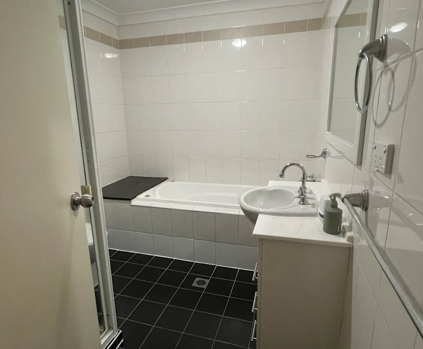 Furnished room with own bathroom