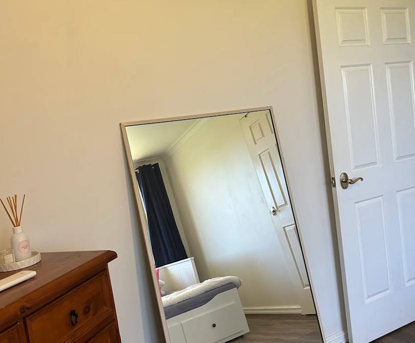 Furnished room with own bathroom