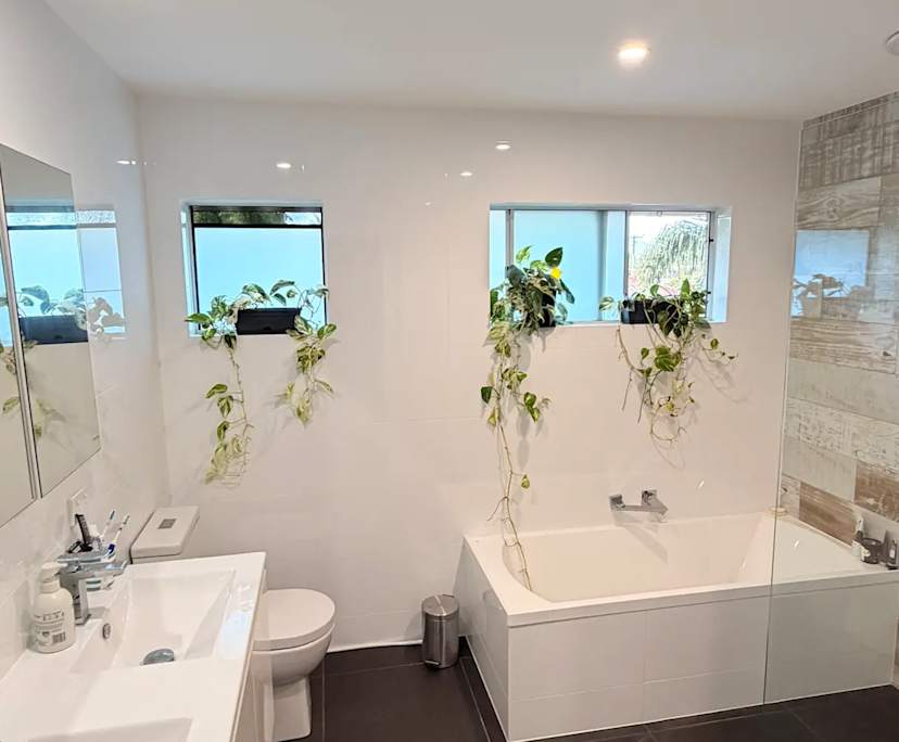 $425, Share-house, 2 bathrooms, Southport QLD 4215