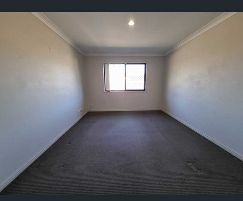 $350, Homestay, 2 rooms, Calamvale QLD 4116, Calamvale QLD 4116