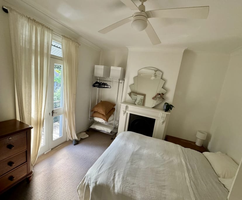 Furnished room in a share house