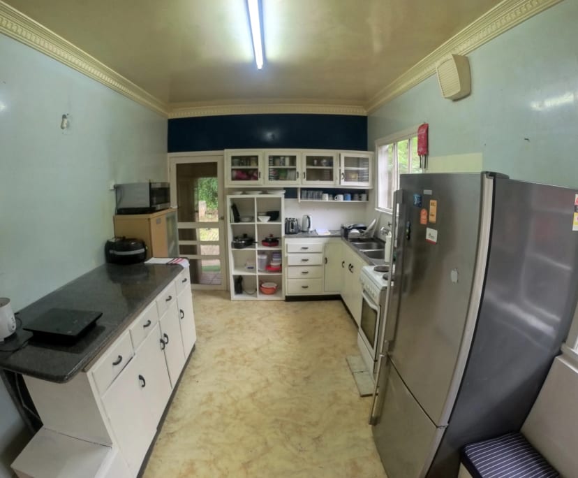 $165, Share-house, 5 bathrooms, Saint Lucia QLD 4067