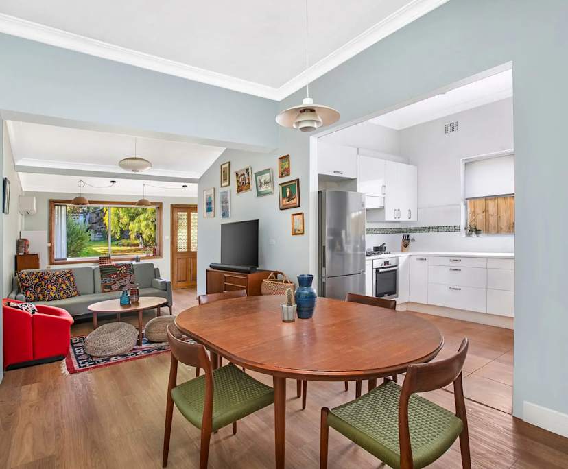 Whole property with 2 rooms for rent