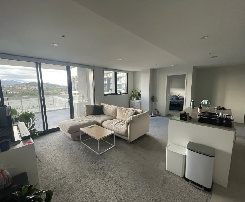 $300, Flatshare, 2 bathrooms, Greenway ACT 2900