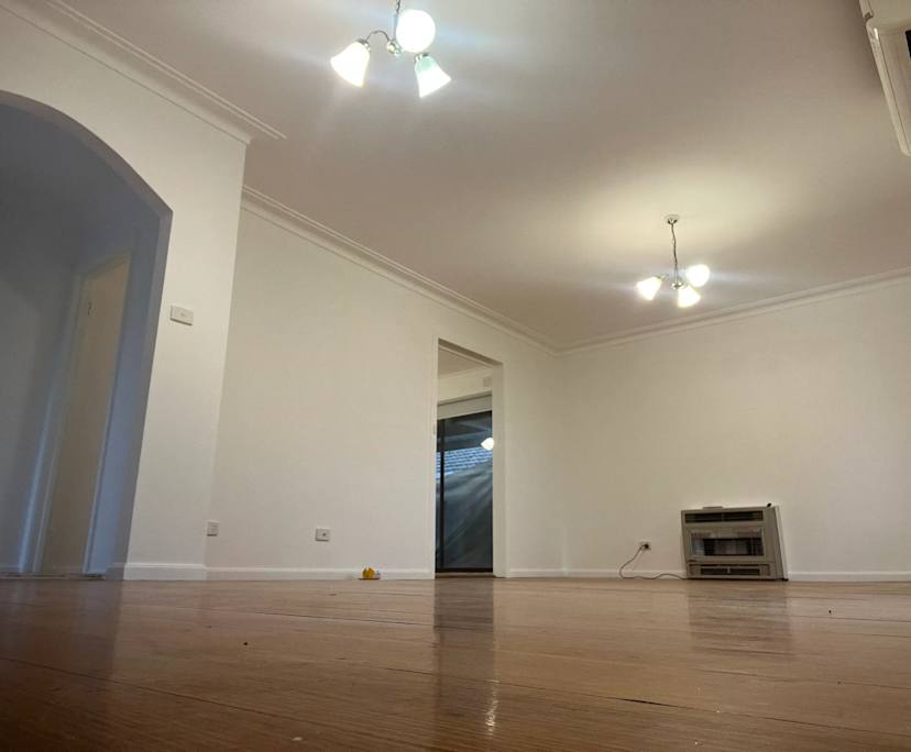 Whole property with 3 rooms for rent