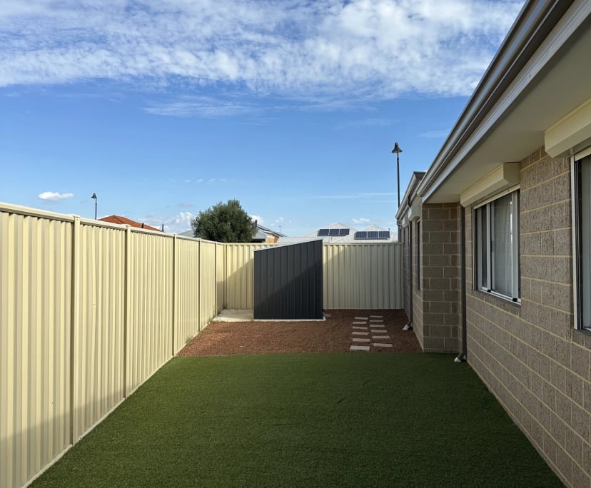 $280, Share-house, 4 bathrooms, Lakelands WA 6180