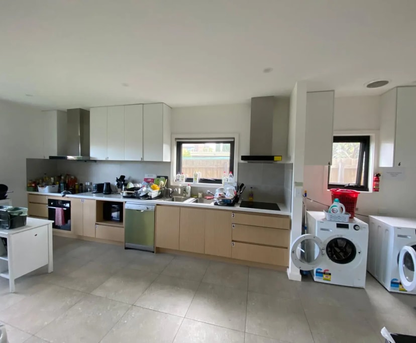 Student for Rent in Clayton, Melbourne...