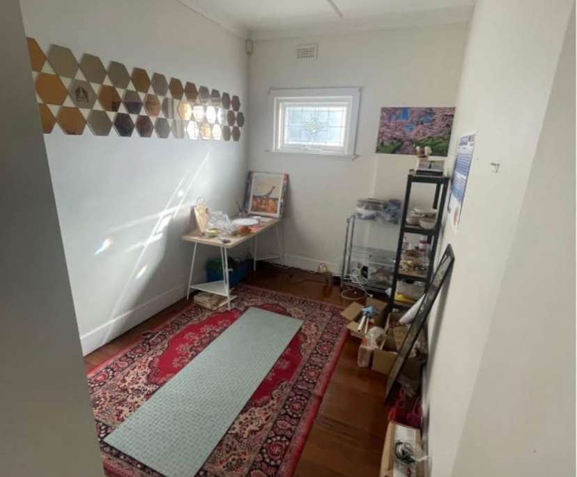 Unfurnished room in a share house