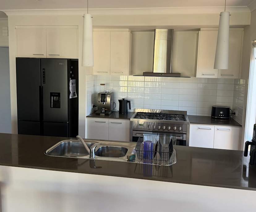 $280, Share-house, 4 bathrooms, Armstrong Creek VIC 3217