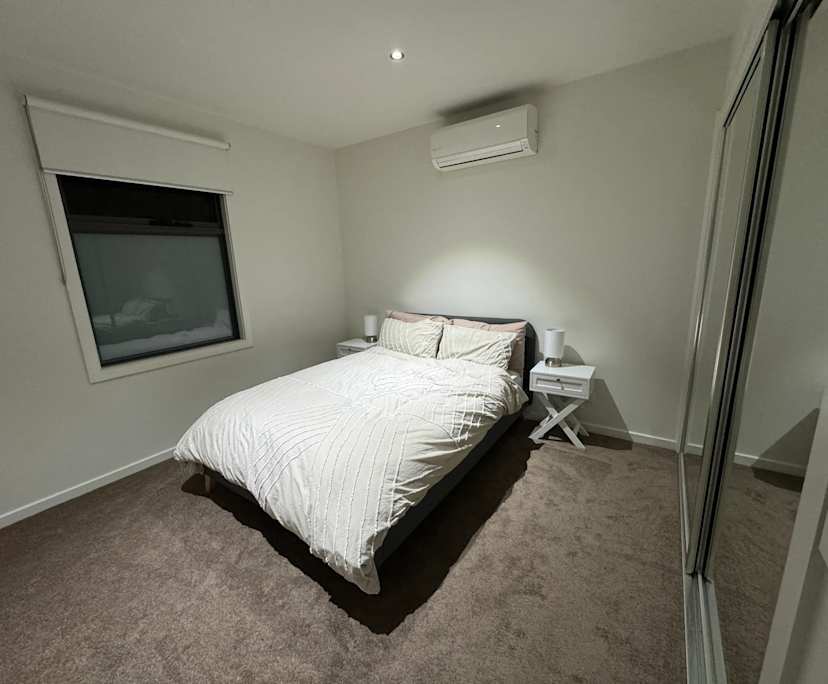 Furnished room with own bathroom
