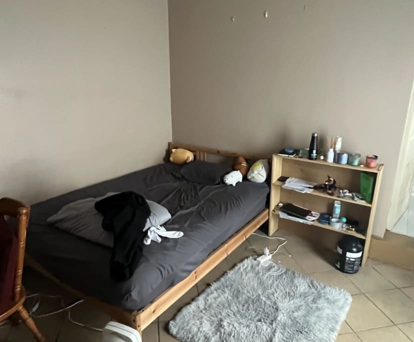 Furnished room with own bathroom