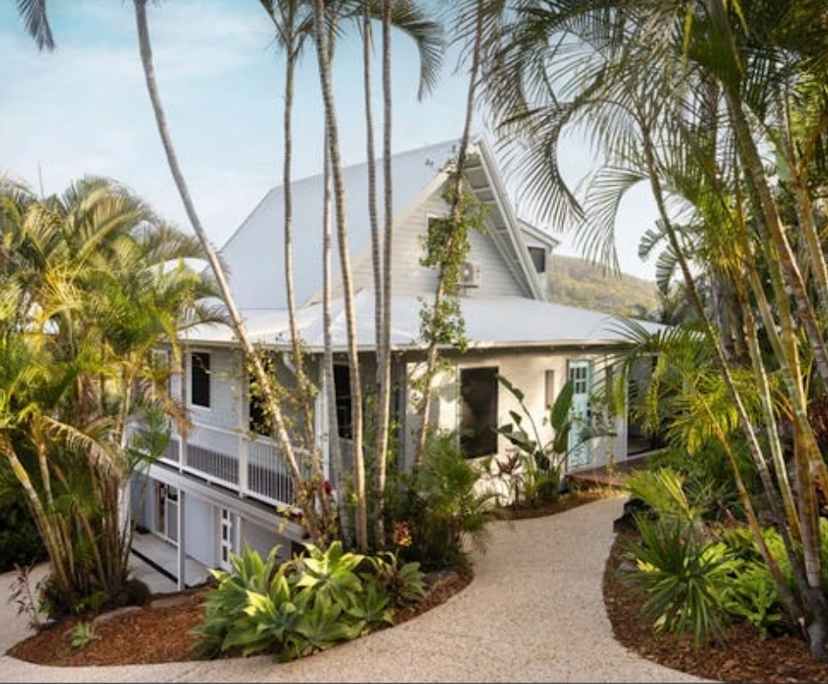 Whole property with 2 rooms for rent
