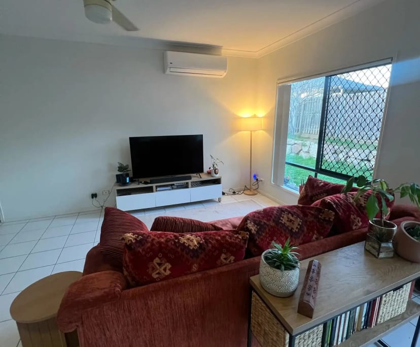 $330, Share-house, 4 bathrooms, Redbank Plains QLD 4301