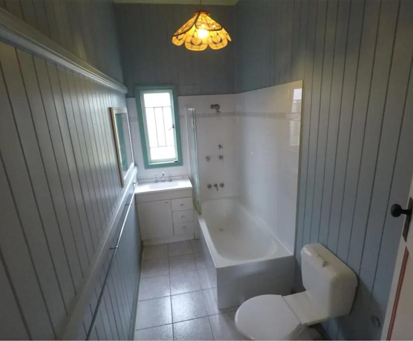 $235, Share-house, 5 bathrooms, Greenslopes QLD 4120