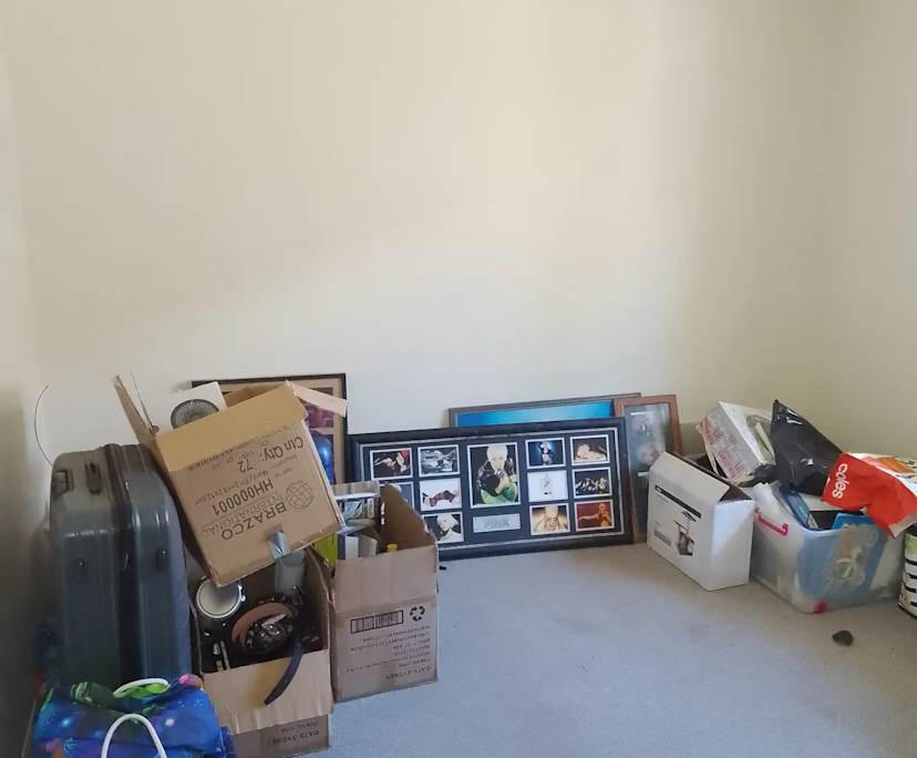 Unfurnished room in a share house