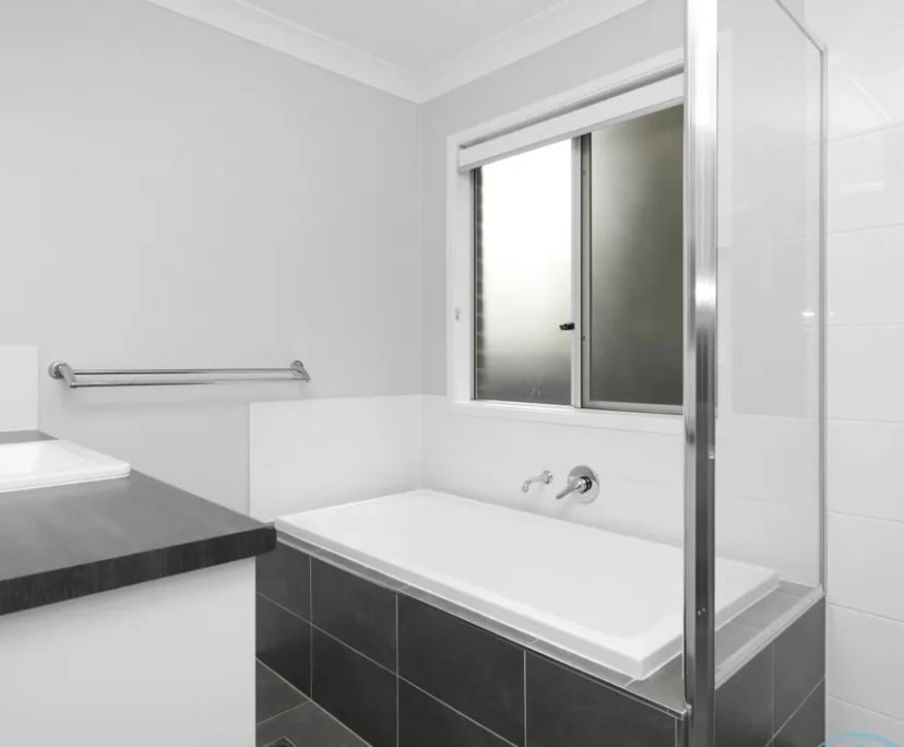 Unfurnished room with own bathroom