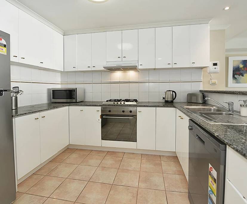 $1,395, Whole-property, 3 bathrooms, Melbourne VIC 3000