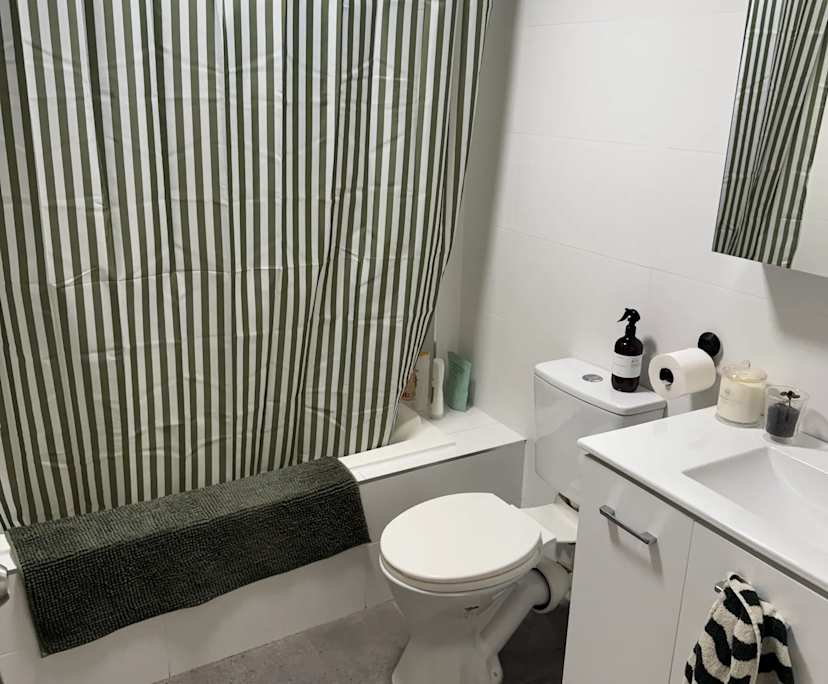 $450, Flatshare, 2 bathrooms, Dee Why NSW 2099