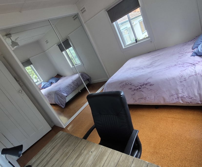 Furnished room in a share house