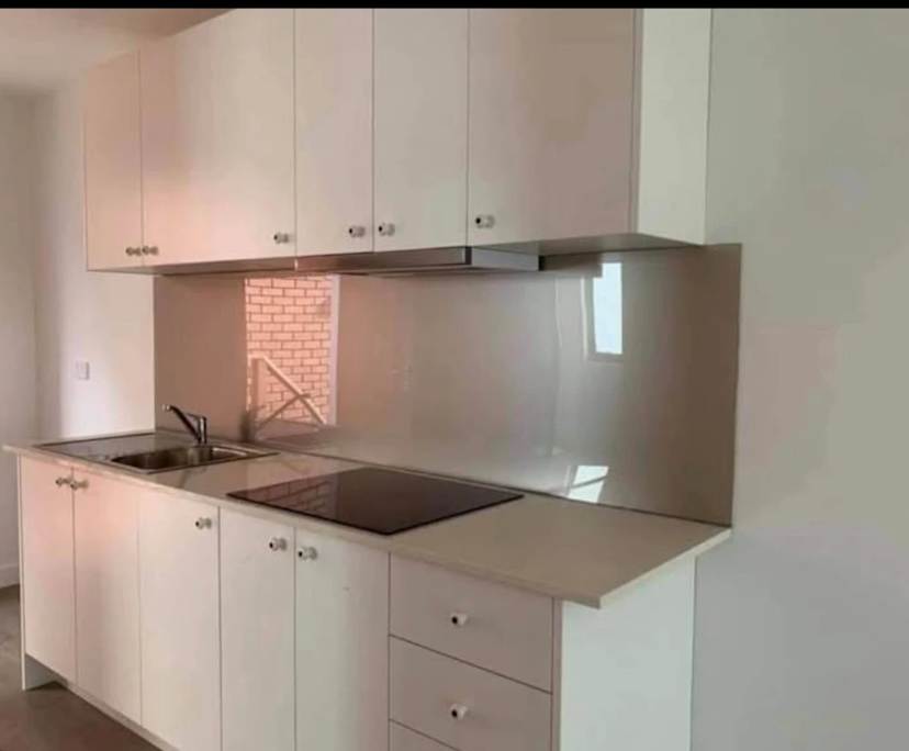 Unfurnished room granny flat for rent