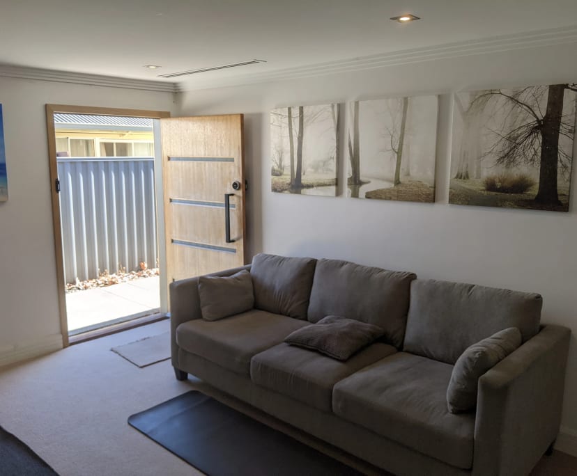Room for Rent in Aveley, Perth 175, Furnished, Sh...