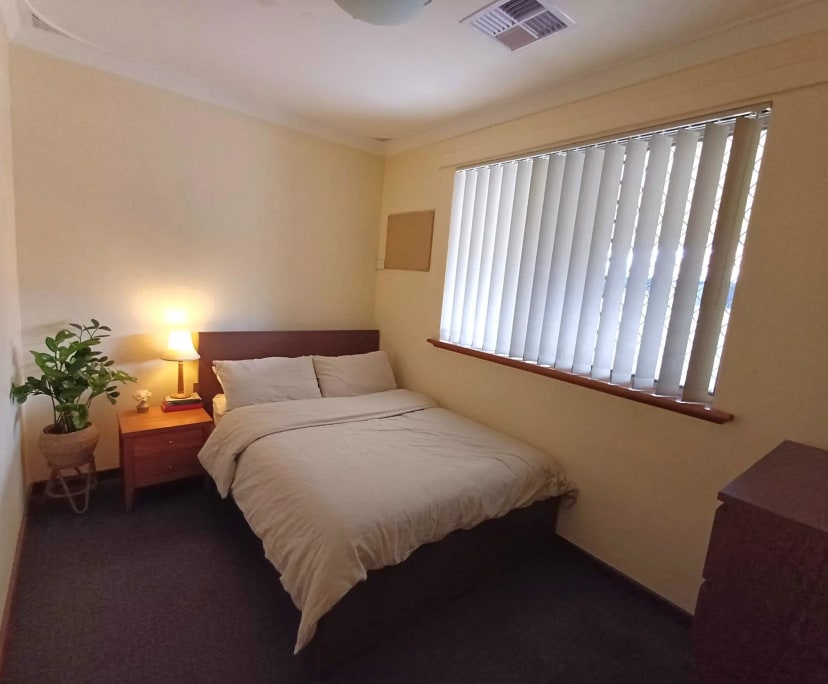 Unfurnished room in a share house