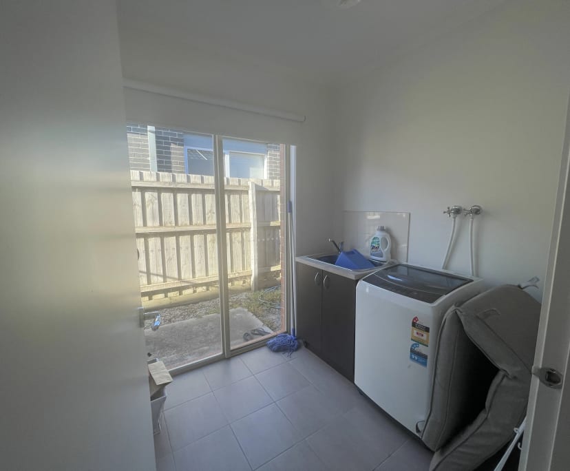 Unfurnished room in a share house