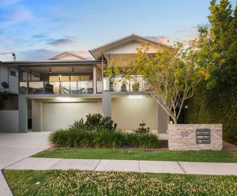 Unfurnished room with own bathroom