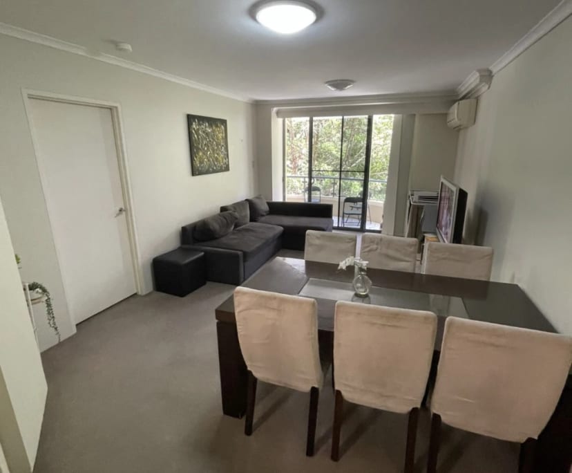 Furnished room in a flatshare