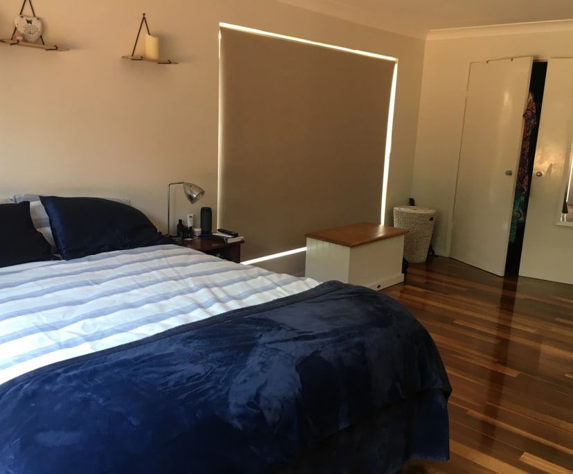 $290, Share-house, 4 bathrooms, Middle Park QLD 4074