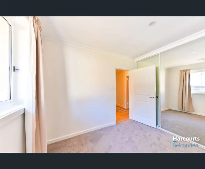 Unfurnished room in a share house