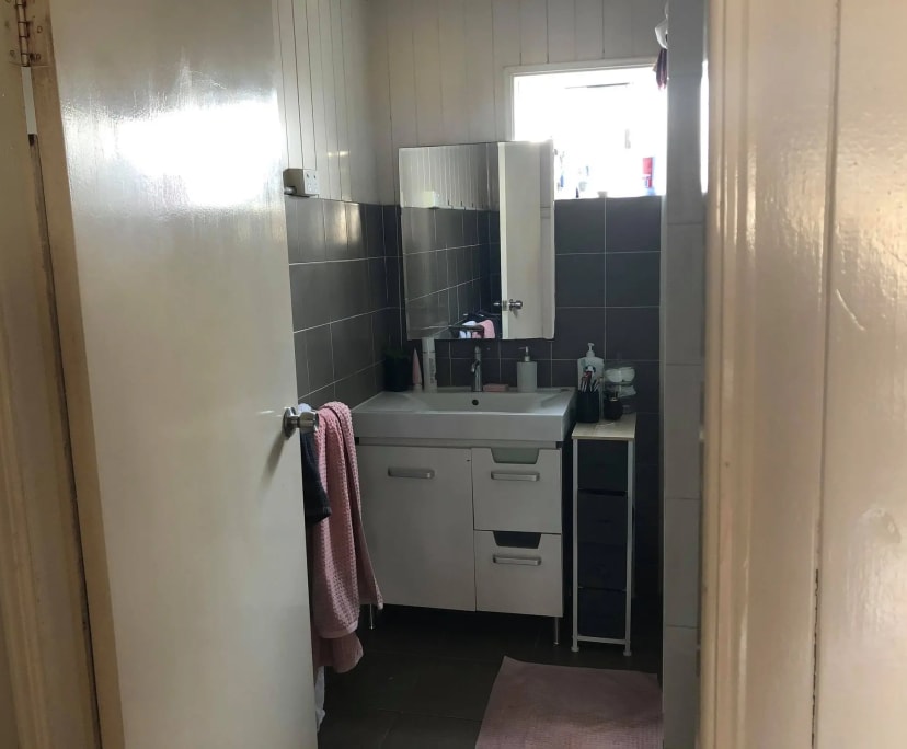 $130, Share-house, 4 bathrooms, Auchenflower QLD 4066