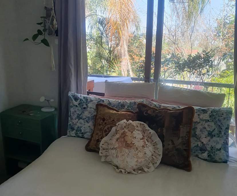 Furnished room with own bathroom