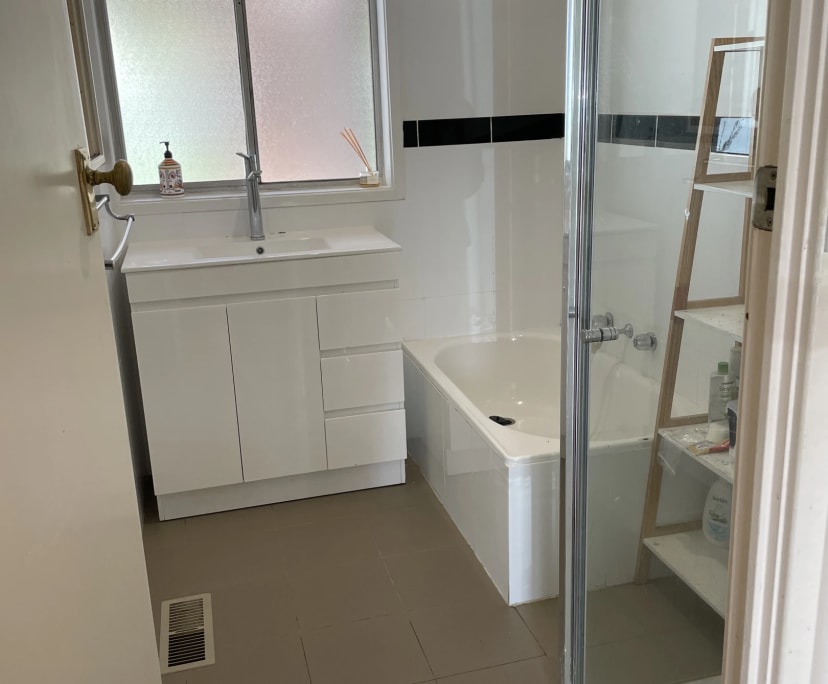 Furnished room in a share house